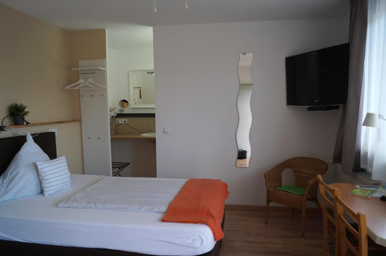 Kraft Hotel A61 Worms - Alzey Gundersheim Esterno foto